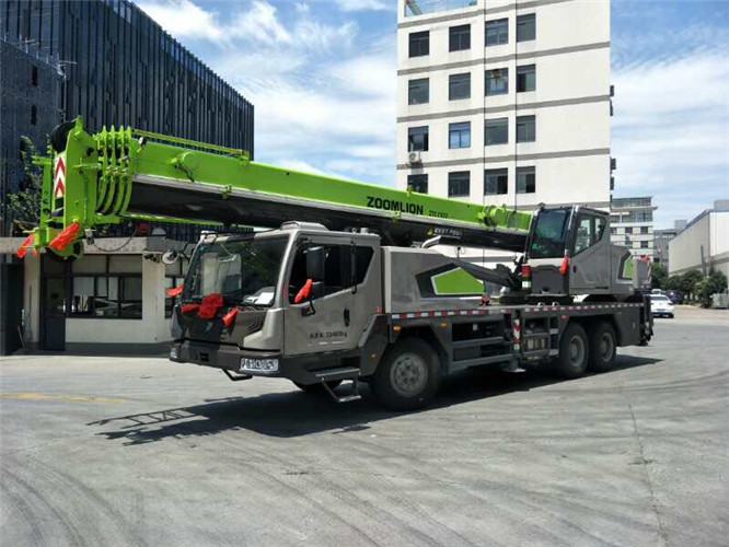 清镇市跨街广告牌的高空安装注意事项